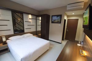 thumbnail: Room