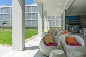thumbnail: Terrace/patio