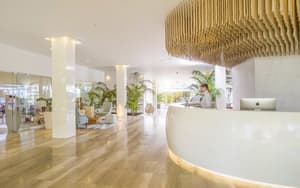 thumbnail: Reception