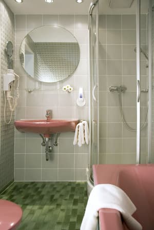 thumbnail: Bathroom