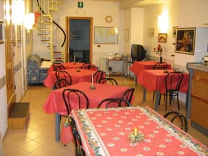 thumbnail: Restaurant