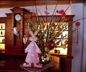 thumbnail: Interior detail
