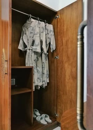 thumbnail: Room amenity