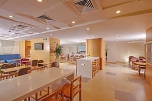 thumbnail: Restaurant