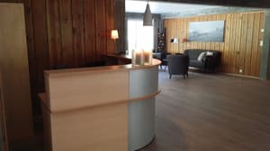 thumbnail: Reception