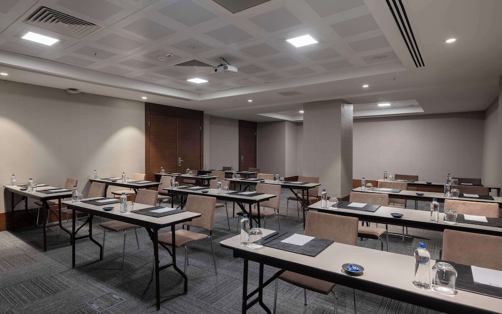Meeting facility