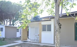 thumbnail: Exterior