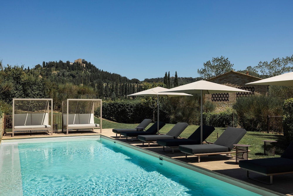 Private pool