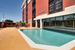 thumbnail: Exterior