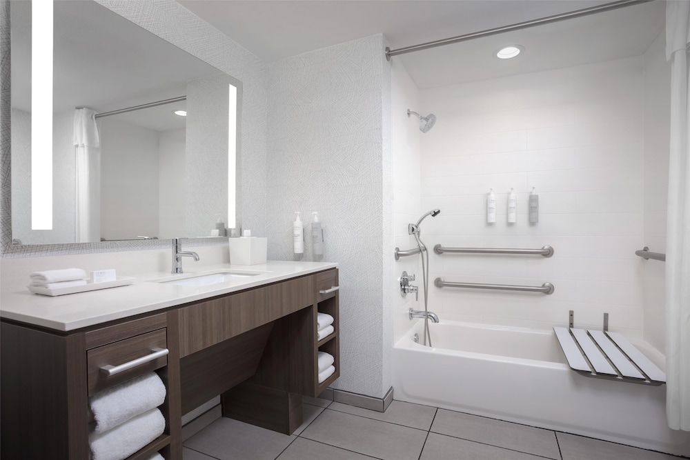 Bathroom shower
