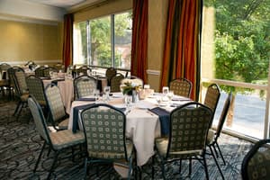thumbnail: Banquet hall
