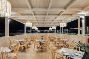 thumbnail: Restaurant