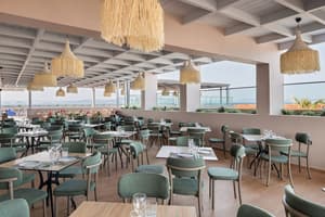 thumbnail: Restaurant