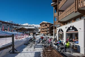 thumbnail: Snow and ski sports