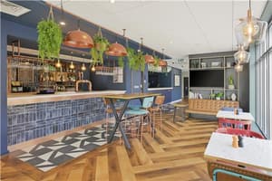thumbnail: On-Site,Bar/Lounge