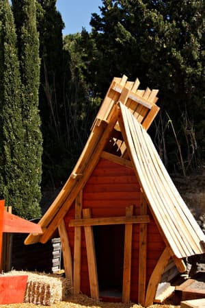thumbnail: Children's play area - outdoor
