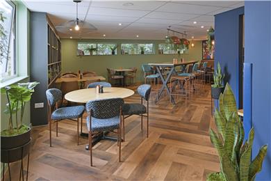 Dining,Dining Area,Restaurant,On-Site