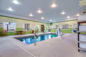 thumbnail: Pool