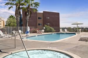 thumbnail: Pool