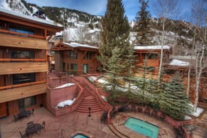 thumbnail: Exterior