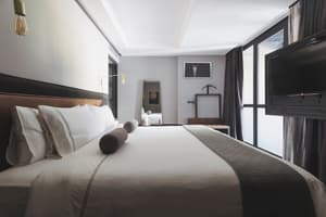 thumbnail: Room