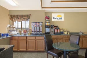 thumbnail: Breakfast area