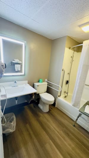 thumbnail: Bathroom