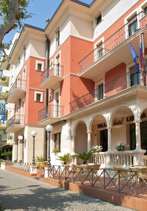 thumbnail: Exterior