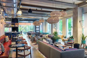 thumbnail: Restaurant