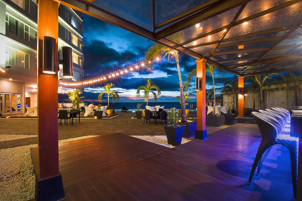 Sundeck