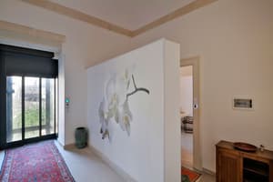thumbnail: Interior