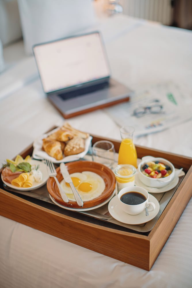 Breakfast meal
