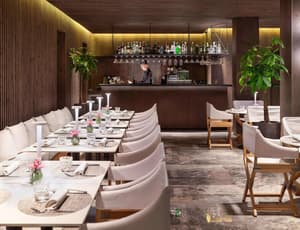 thumbnail: Restaurant