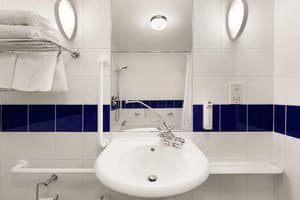 thumbnail: Bathroom