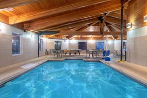thumbnail: Pool