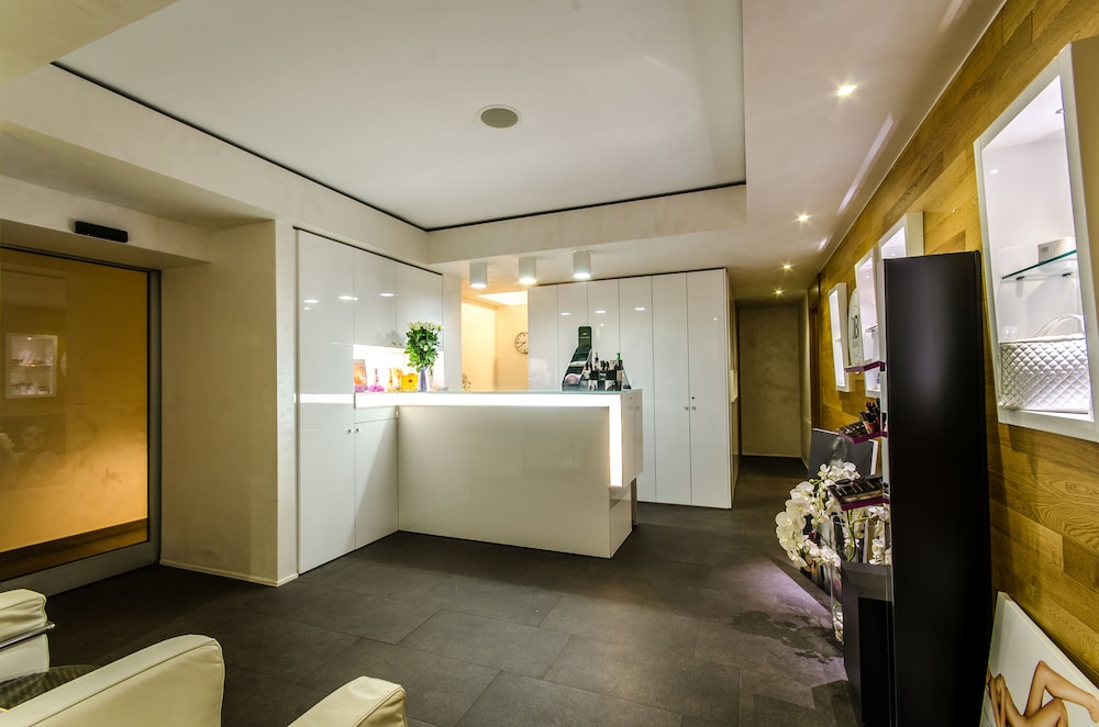 Spa reception