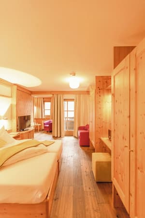 thumbnail: Room