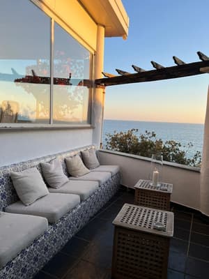 thumbnail: Balcony