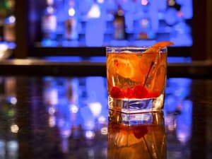 thumbnail: Bar (on property)