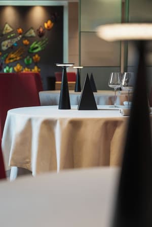 thumbnail: Restaurant