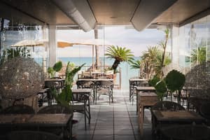 thumbnail: Restaurant