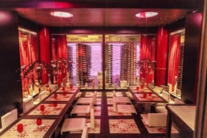 thumbnail: Restaurant
