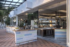 thumbnail: Bar (on property)
