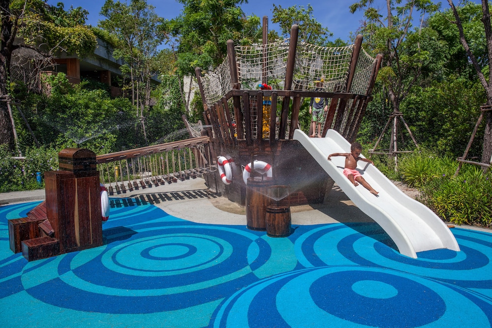 Children's play area - outdoor
