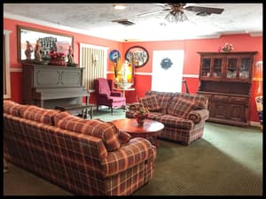 thumbnail: Lounge