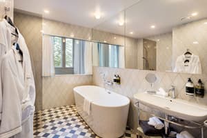 thumbnail: Bathroom