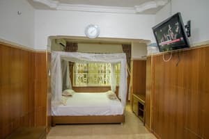 thumbnail: Room