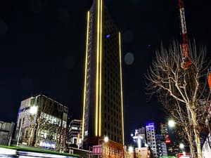 thumbnail: 2195968_17051707430053035805.jpg