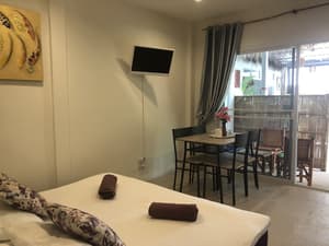 thumbnail: Living area