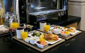 thumbnail: Breakfast area